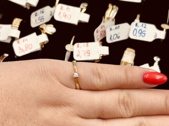 Piękny Złoty Pierścionek próby 585(14K) T1F2170